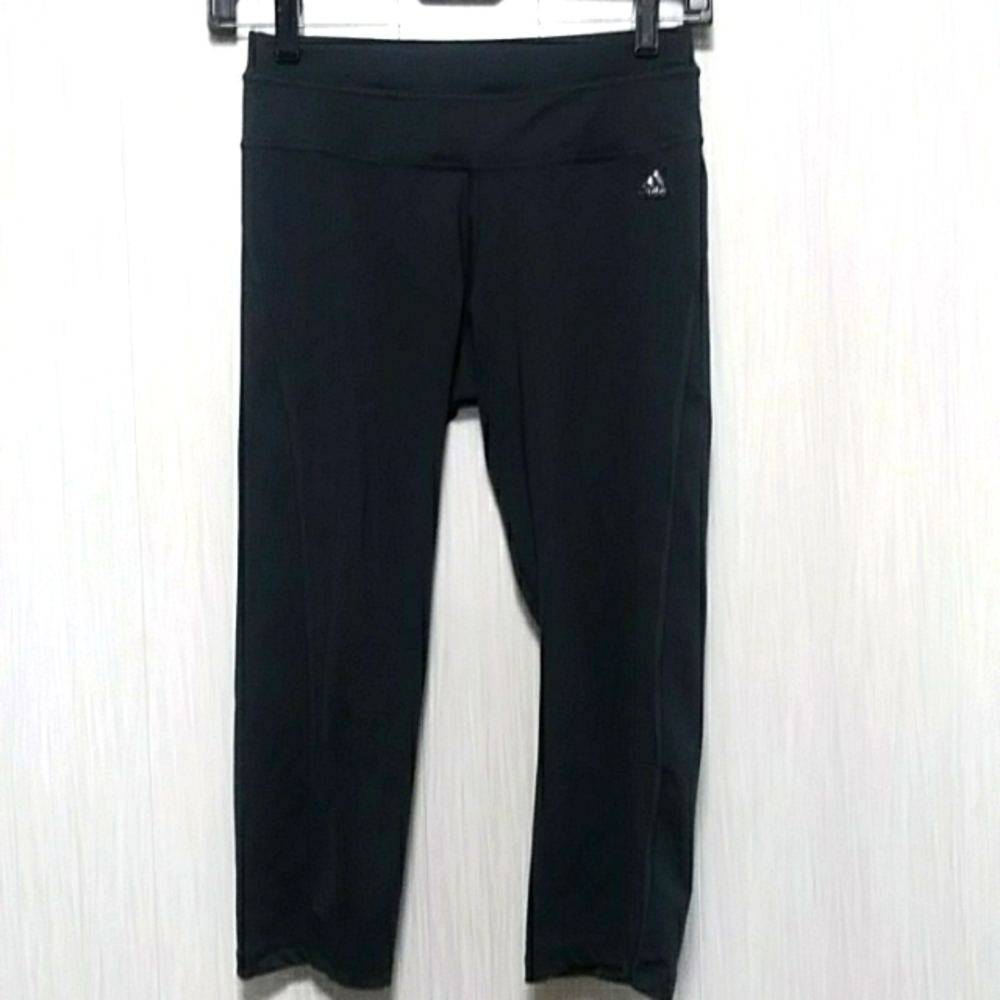 Adidas leggings sz S color gray exellent condition